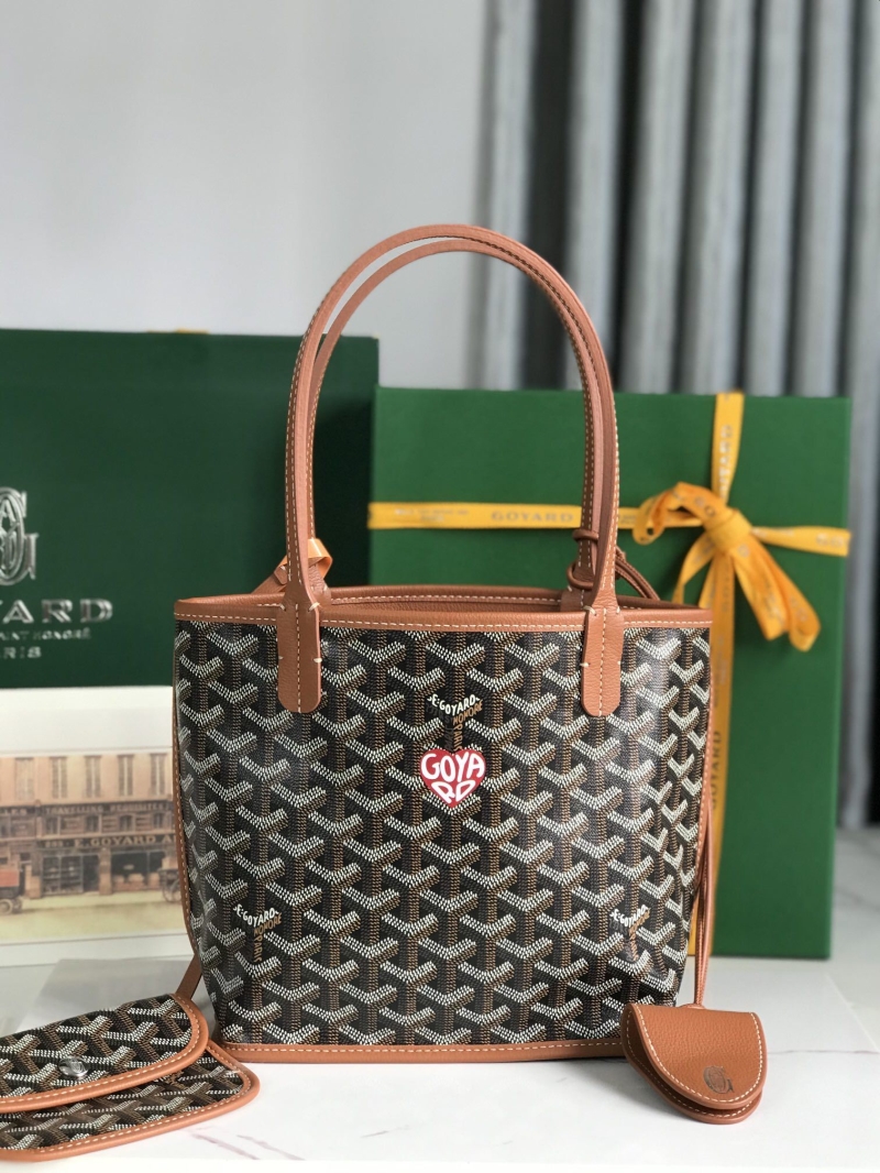 Goyard Shopping Bags